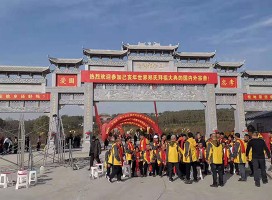 冰球突破移动式粉碎机解决新乡建筑垃圾处理难题