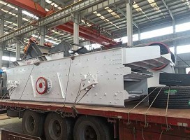 冰球突破矿机移动破碎再生设备,促进高速、高铁等项目稳定发展