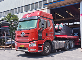 冰球突破矿机9012鄂式破碎机和1340给料机发往河北唐山